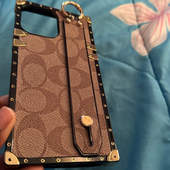 Elegant Brown and Gold Phone Case - Picture 3 of 3